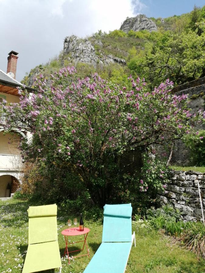 Au Fil De L'Eau Bed & Breakfast Cerdon  Dış mekan fotoğraf