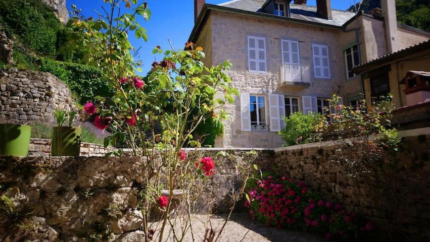 Au Fil De L'Eau Bed & Breakfast Cerdon  Dış mekan fotoğraf
