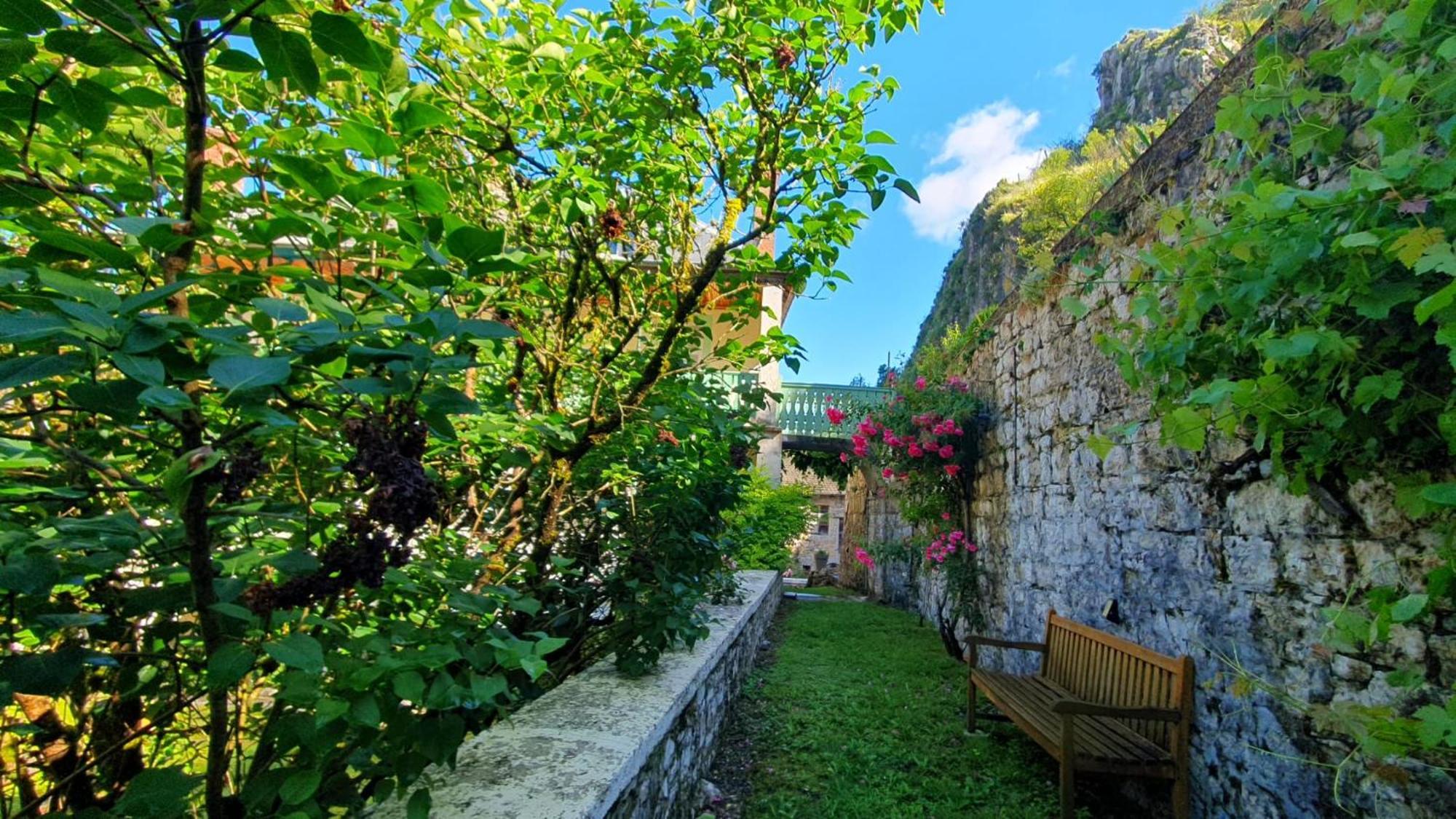 Au Fil De L'Eau Bed & Breakfast Cerdon  Dış mekan fotoğraf